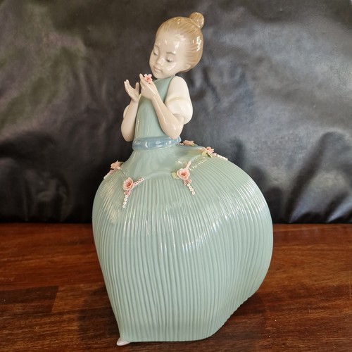 Lladro daisa girl - lladro,