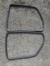 Peugeot 106 s2 Rear Window