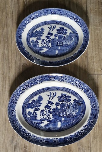 Two vintage old willow - two,