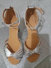 SALSA SHOES SIZE 4 NEW NO BOX