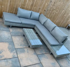 Corner Garden Furniture