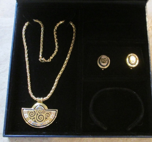 Frey wille necklace - m,
