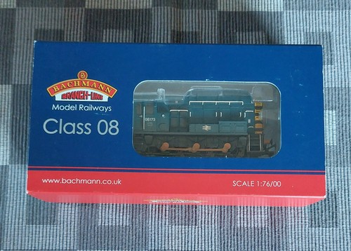 Bachmann 115 class 08 - bachmann, 32-115