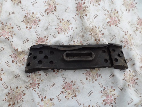 Petrol tank mounting rubber - mounting,
