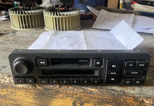 Range rover p38 alpine radio - rover,