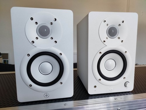 Yamaha hs4 powered studio - powered,