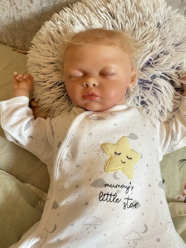 Sleeping reborn niall phill - by,