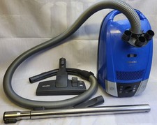 Miele S6210 2000w 3.5l Cylinder Vacuum Cleaner Blue