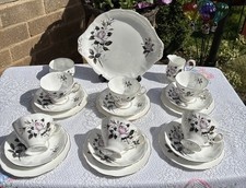  Vintage ROYAL ALBERT QUEENS