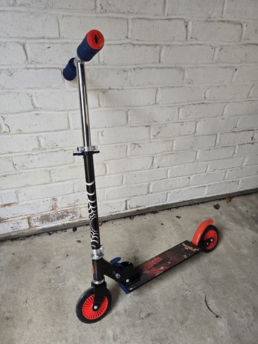Spiderman wheeled scooter - 2,