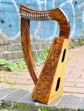 15 Stings Lever Harp Hand