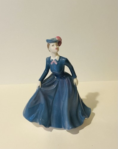 Coalport ladies fashion - of,