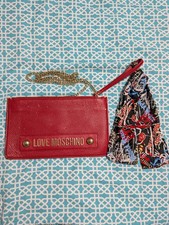 Love Moschino gold chain red