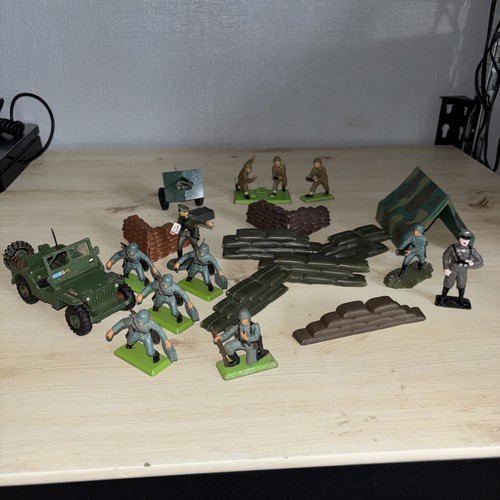 Vintage britains made - britains, in