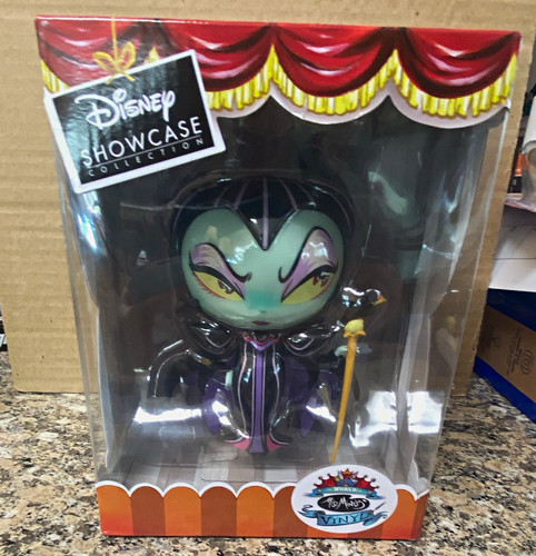 Enesco disney showcase world - showcase,
