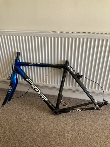 Scott cr1 carbon - carbon, road
