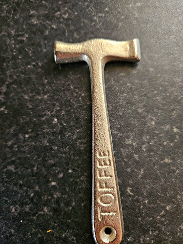 Vintage collectable metal - collectable,