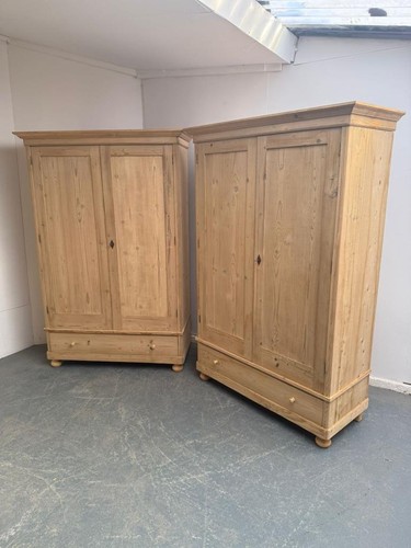 Quality pair plain - of,