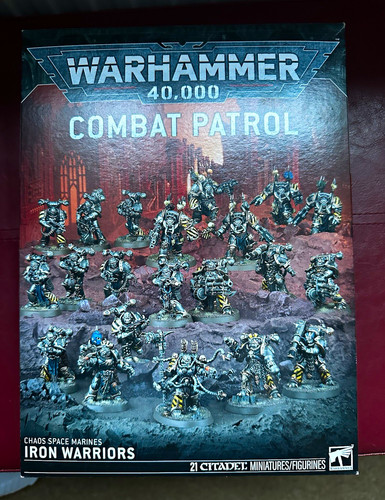 Warhammer 000 iron - 40,000:,