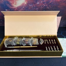 Daveliou Deluxe Calligraphy