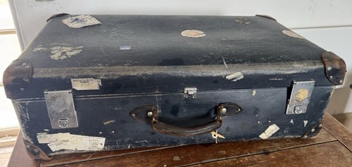 Vintage blue globetrotter - vintage,