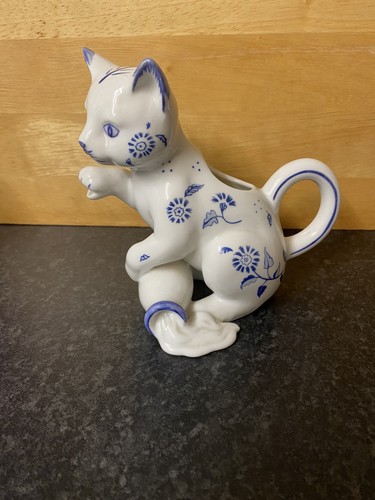 Vintage cat creamer milk jug - milk,