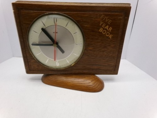 Vintage metamec quarts wooden - metamec,