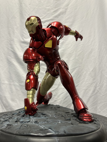 Sideshow collectibles iron man - sideshow,