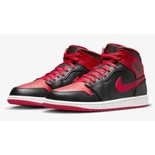 NEW! Nike Air Jordan 1 Mid Top