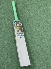 CA Gold 15000 Cricket Bat - Brand New - 2lb 9oz - Lovely Grains !