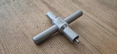 Strider hinderer pivot - strider/hinderer, tool.