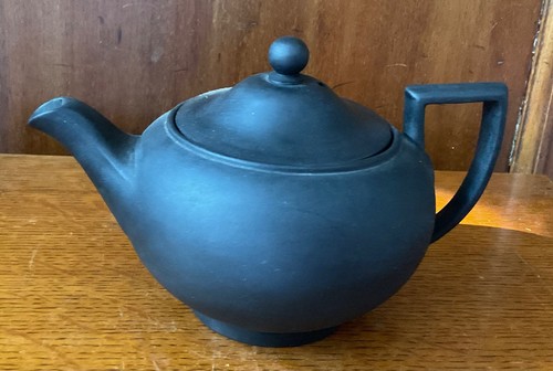 Small wedgwood black basalt - small,
