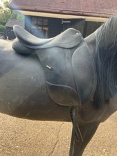 Wintec Pro Dressage saddle 17.5in [AC]VC1510