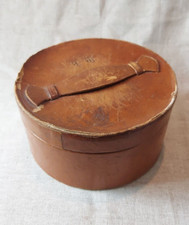 Vintage Gentleman's Tan Leather Collar Box