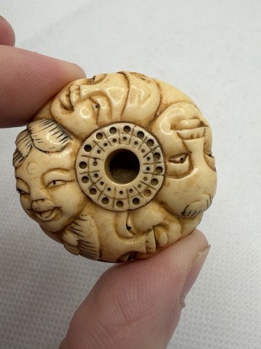 Japanese carved netsuke - japanese,