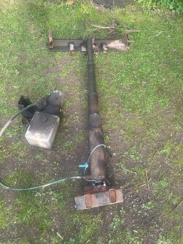 Tipper pump and ram - ,