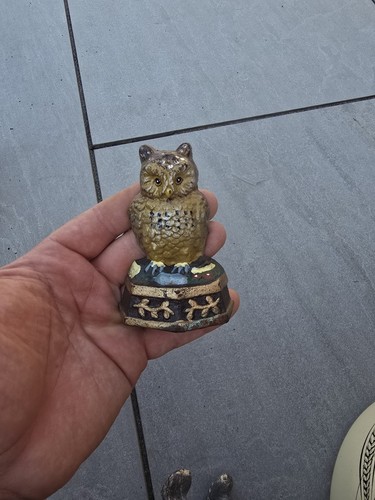 Cast iron owl door - , stop