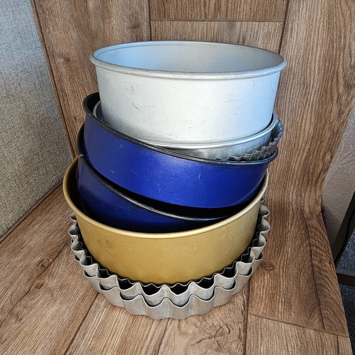 Vintage baking tins bundle - vintage,
