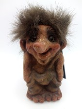 Fosse troll with long nose