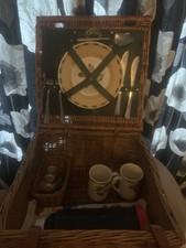 Optima Picnic Basket Lovely Condition The Cup From The Flask Is Missing