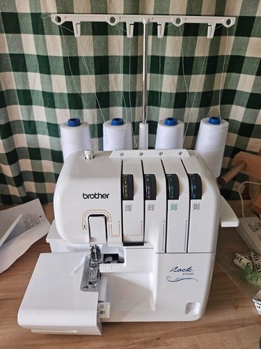 Brother 2104d overlock machine - overlock,