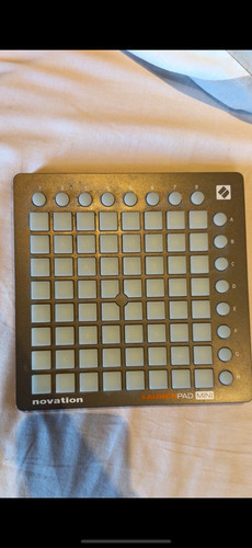 Novation launchpad mini pad - mini, 64-pad