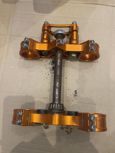 Ktm 2009 fork clamps - sx,