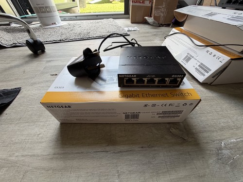 Netgear gs305 switch - netgear,