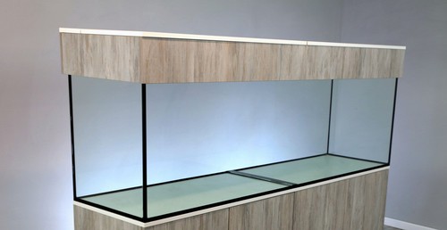 Large fish tank and cover - ,
