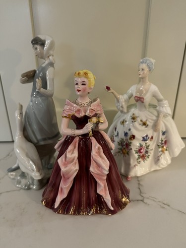 Royal doulton figure - doulton,