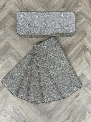 Soft beige biscuit carpet - 14,