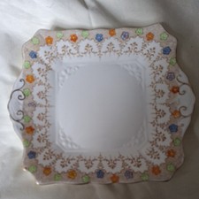 Vintage Tuscan China Cake