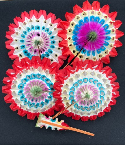 Vibrant vintage 1950s fold - vibrant,