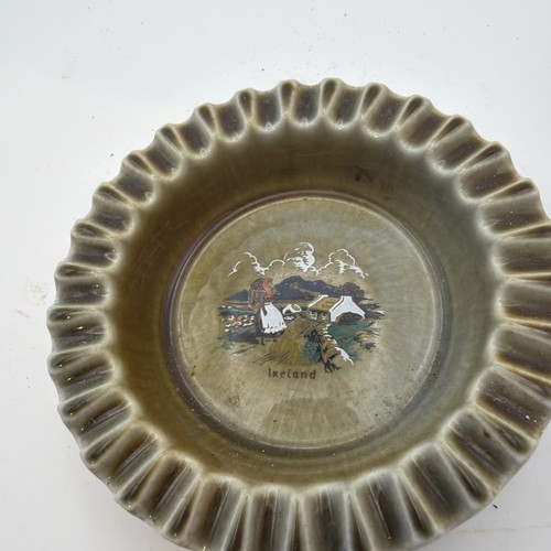 Irish porcelain wade pottery - irish,